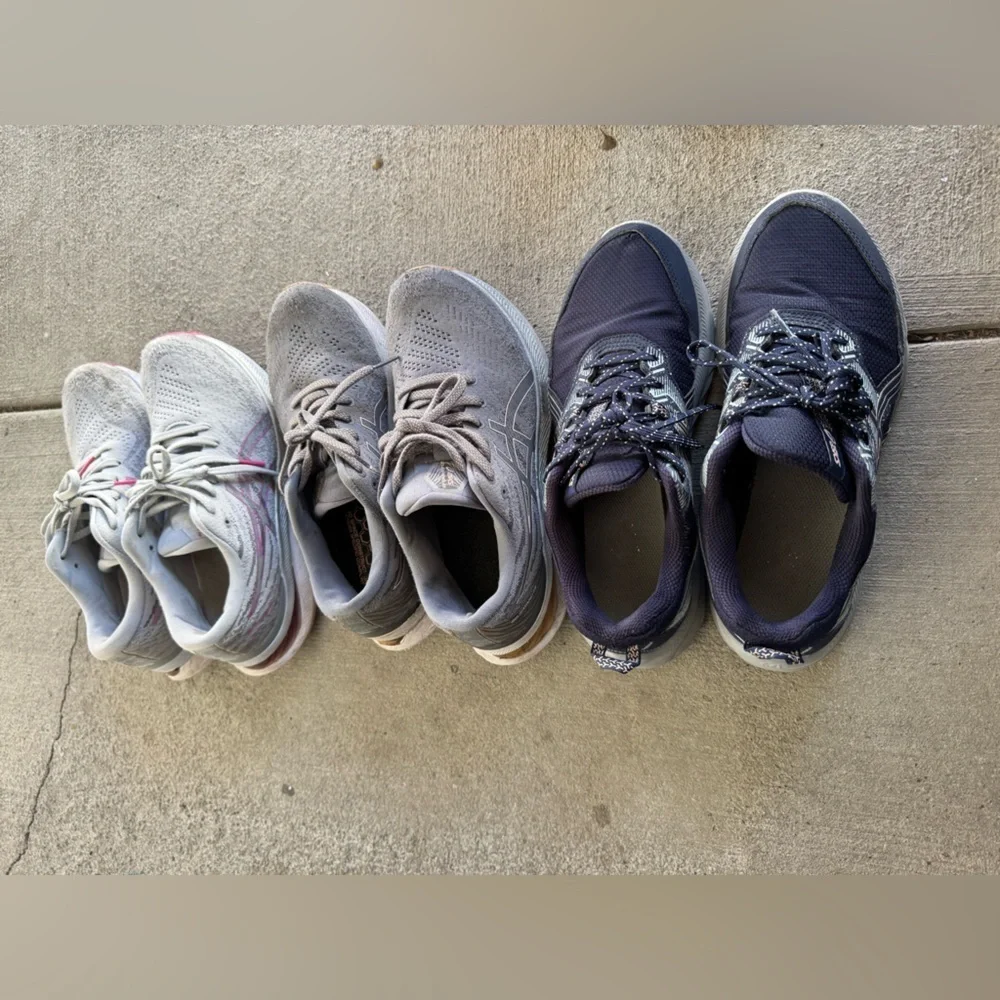 ASICS Wome Running Shoes Gel Gray Navy Sz 8 Bundle of Three GREAT DEAL! - Picture 3 of 13